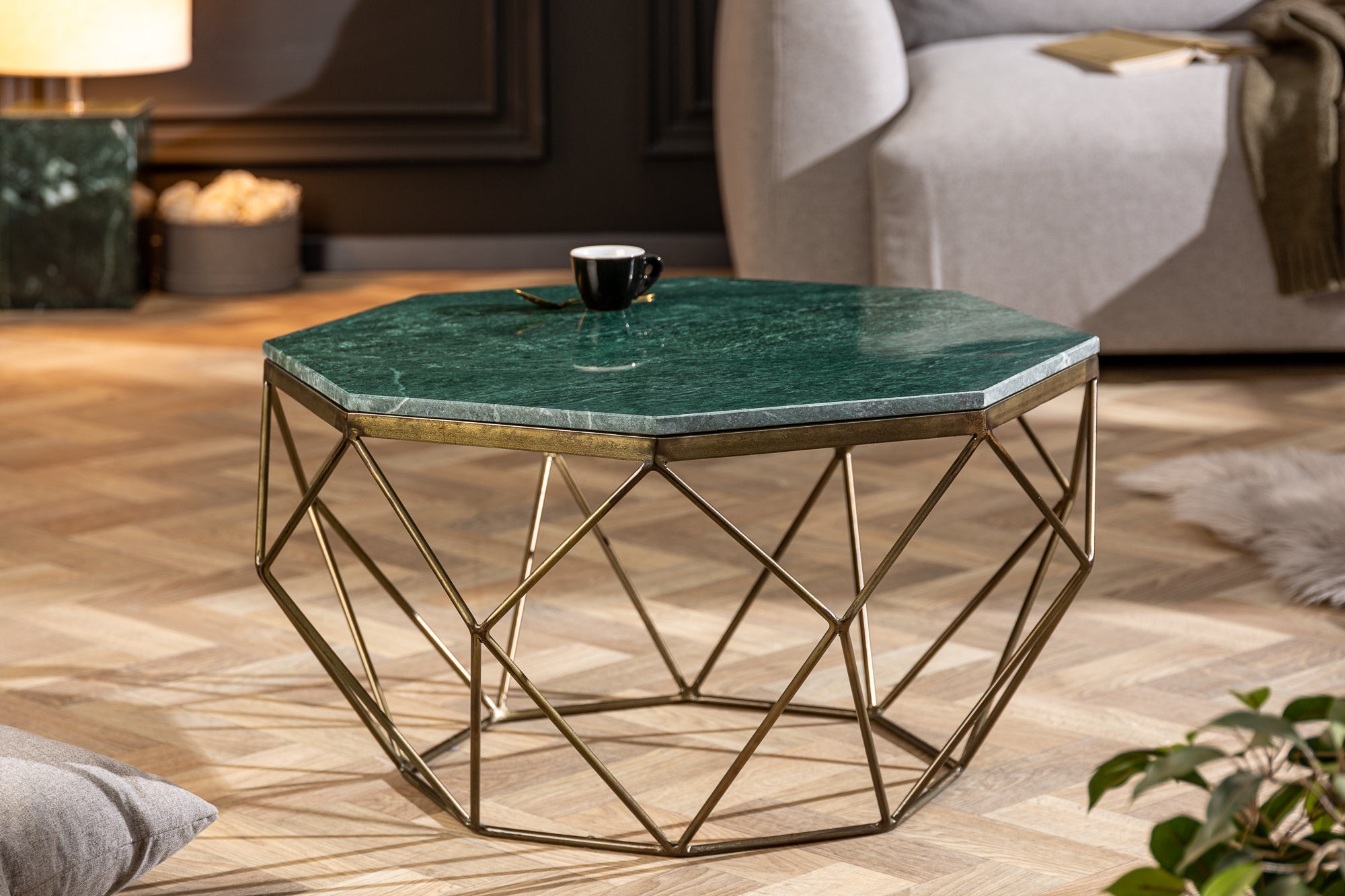 Élégante table basse DIAMOND 70cm en laiton vert avec plateau en marbre