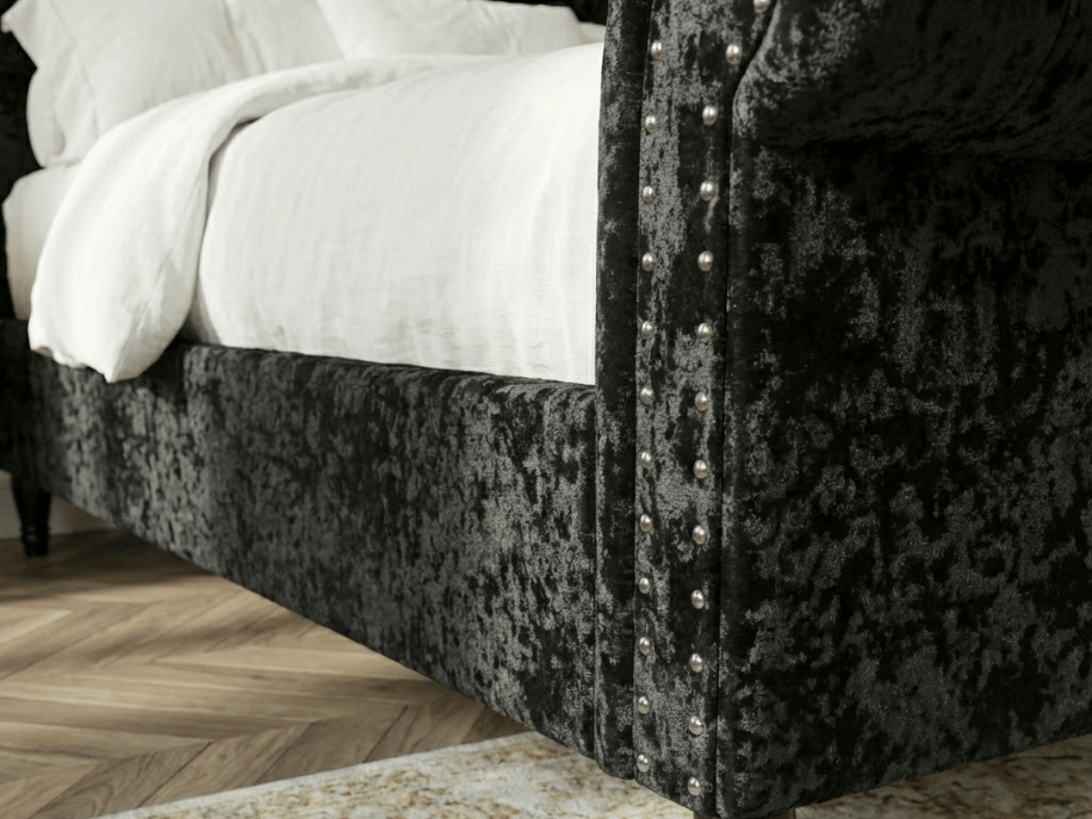 Cama Lisa – Cama tapizada con somier de láminas incluido