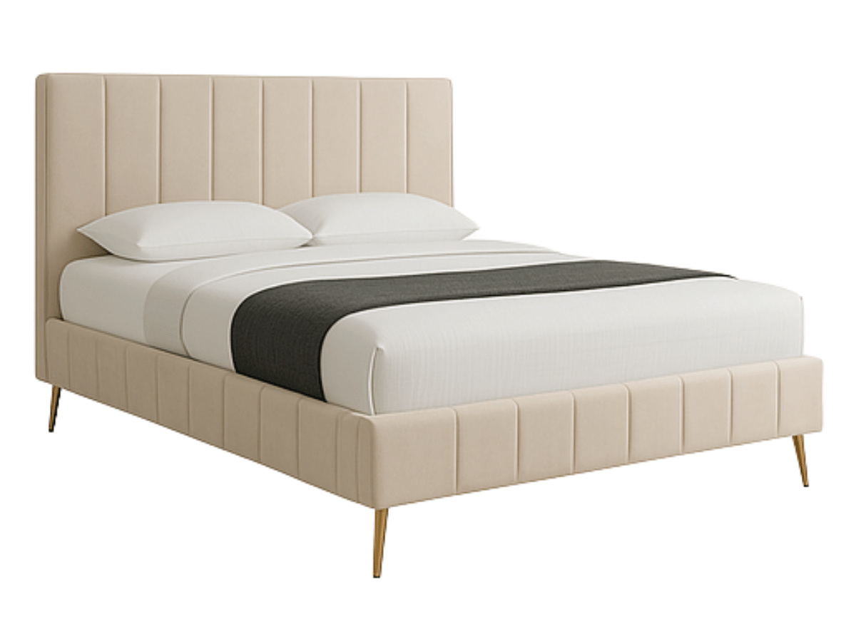 Lit double en velours beige  et pieds dorés – Clémence