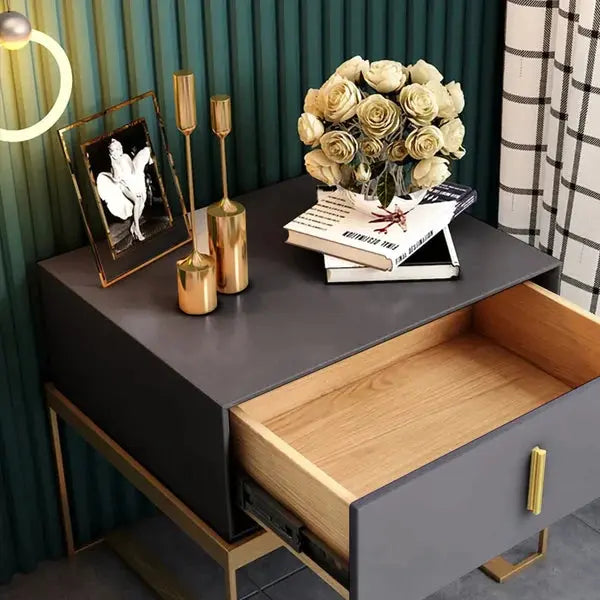 Table de chevet pied or - NOAH
