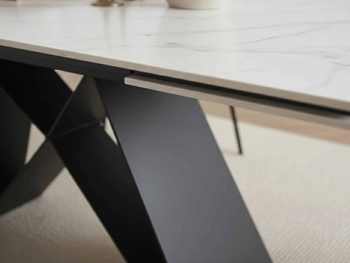 Table à manger extensible MASDAR en céramique – 180 cm fermée / 260 cm ouverte