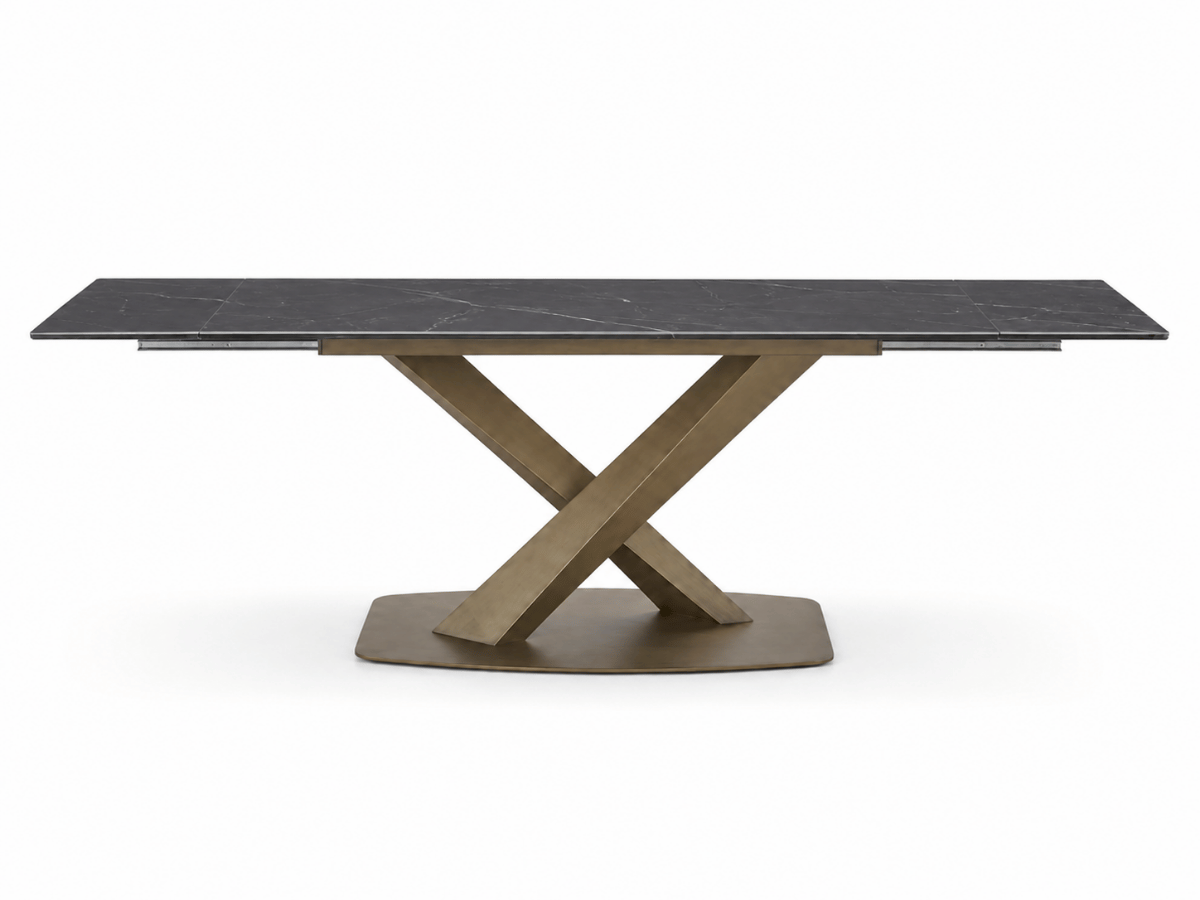 Table à manger extensible AUREA – Céramique effet marbre noir & pied croisé doré – 180/260 x 90 cm