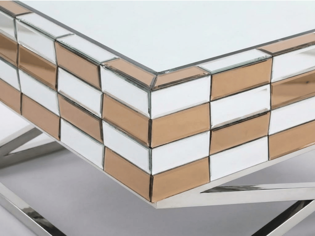 Table basse LUXOR 100×100×45 cm – L’élégance miroir au cœur de votre salon