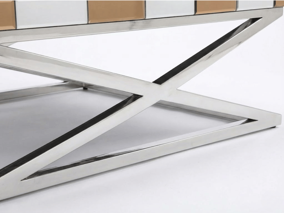 Table basse LUXOR 100×100×45 cm – L’élégance miroir au cœur de votre salon