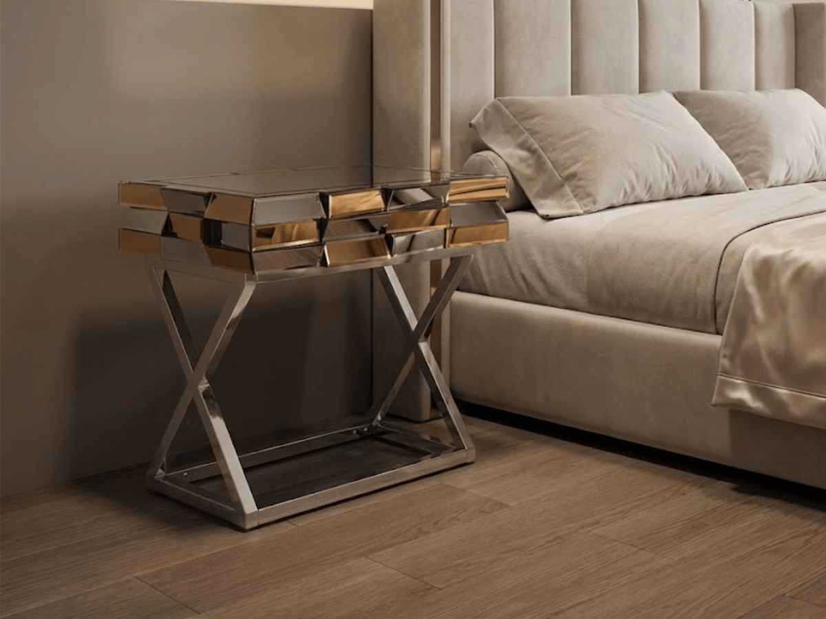 Table de Chevet LUXOR – Verre & Miroirs Dorés, Piètement Chromé