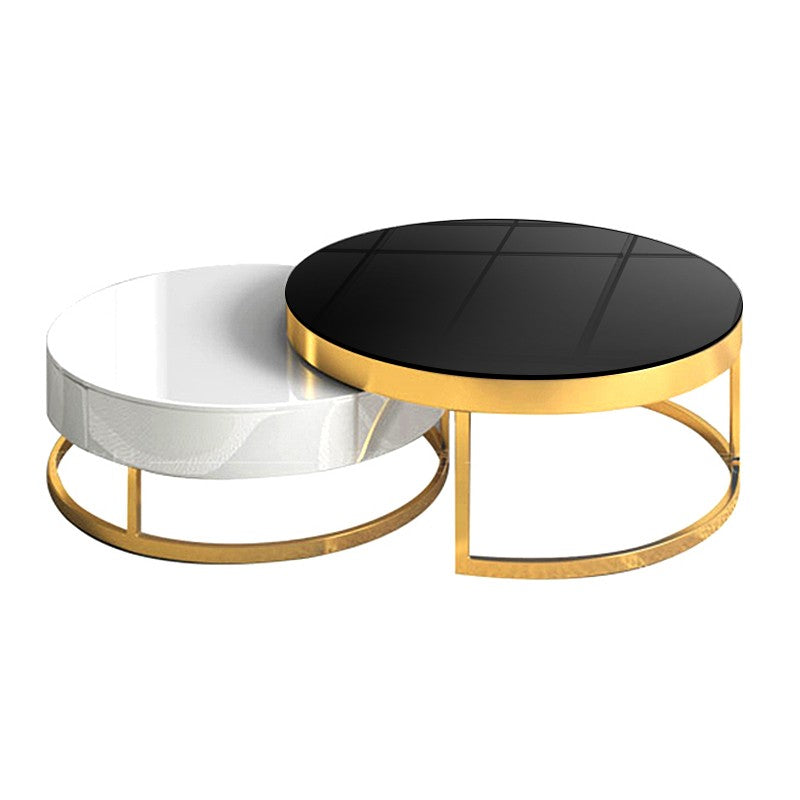 Mesas de centro redondas en dorado Urien_8449.jpg