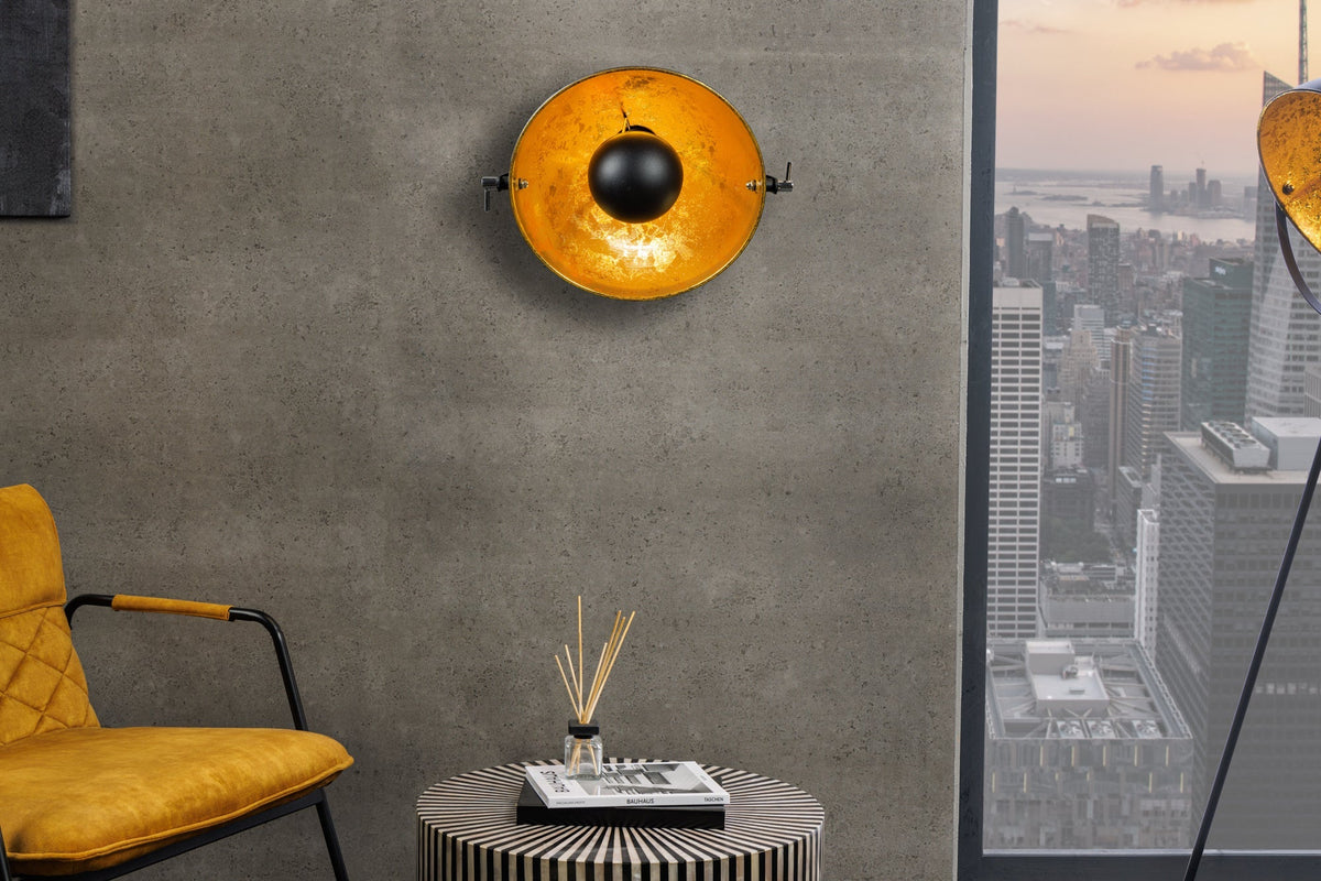 Applique murale design STUDIO 38cm aspect feuille d’or noir abat-jour inclinable