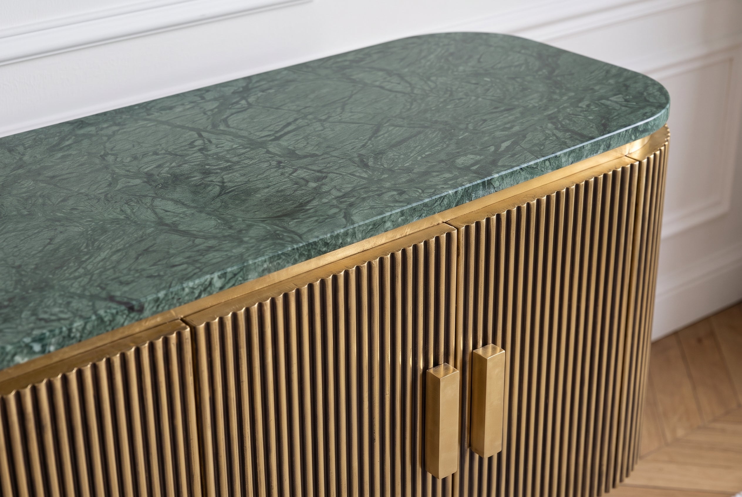 Buffet design VENEZIANO 160cm laiton dessus marbre vert manguier rétro