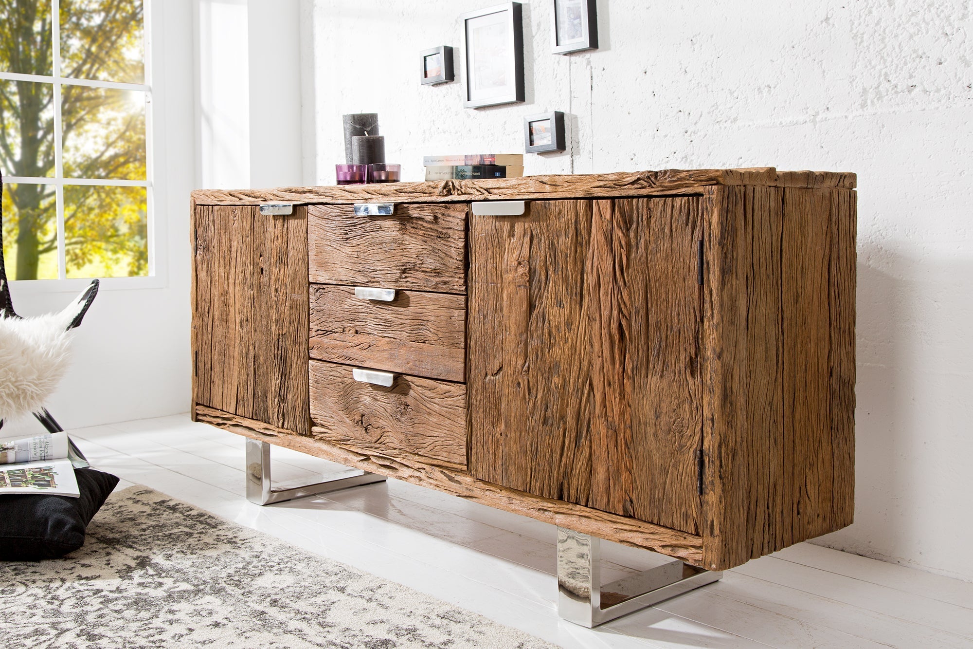 Buffet en bois massif BARRACUDA 160cm commode ancienne en teck avec pieds luges en acier