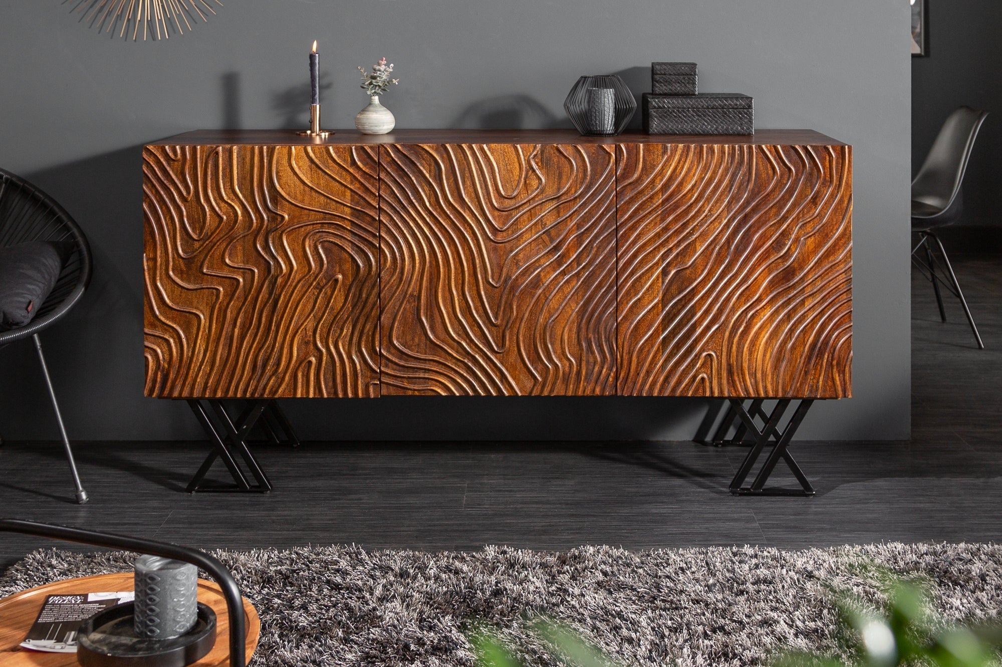 Buffet fabriqué à la main FLUID 160 cm en bois de manguier avec des sculptures 3D élaborées