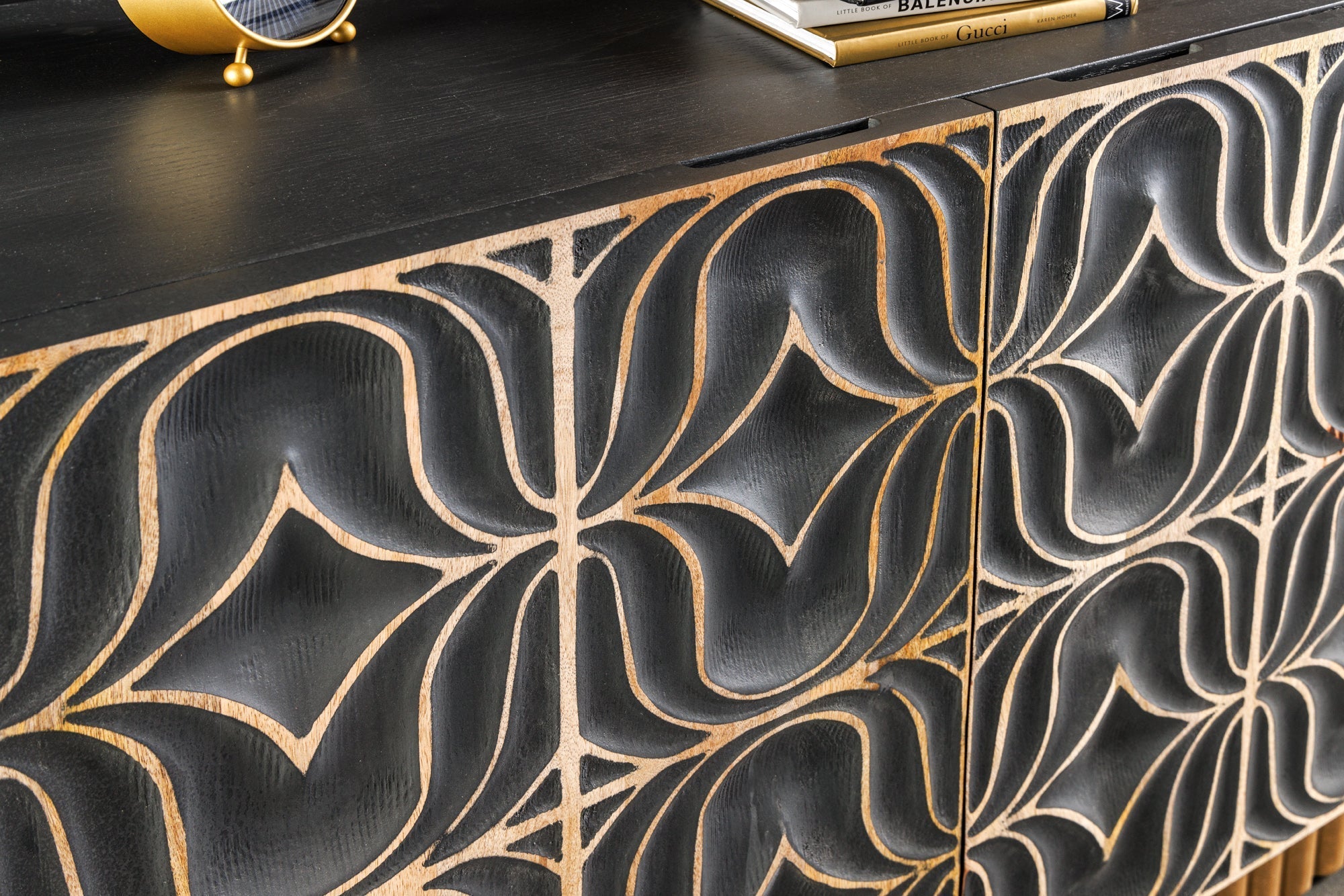 Buffet fait main PIAZZA SAN MARCO 180cm gris doré en bois de manguier massif design 3D