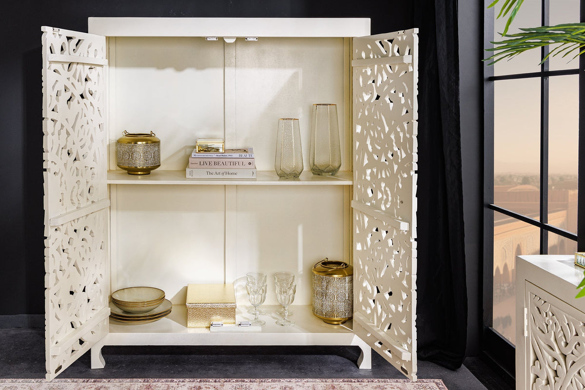Buffet haut massif MARRAKESCH 140cm en manguier blanc avec décoration faite main