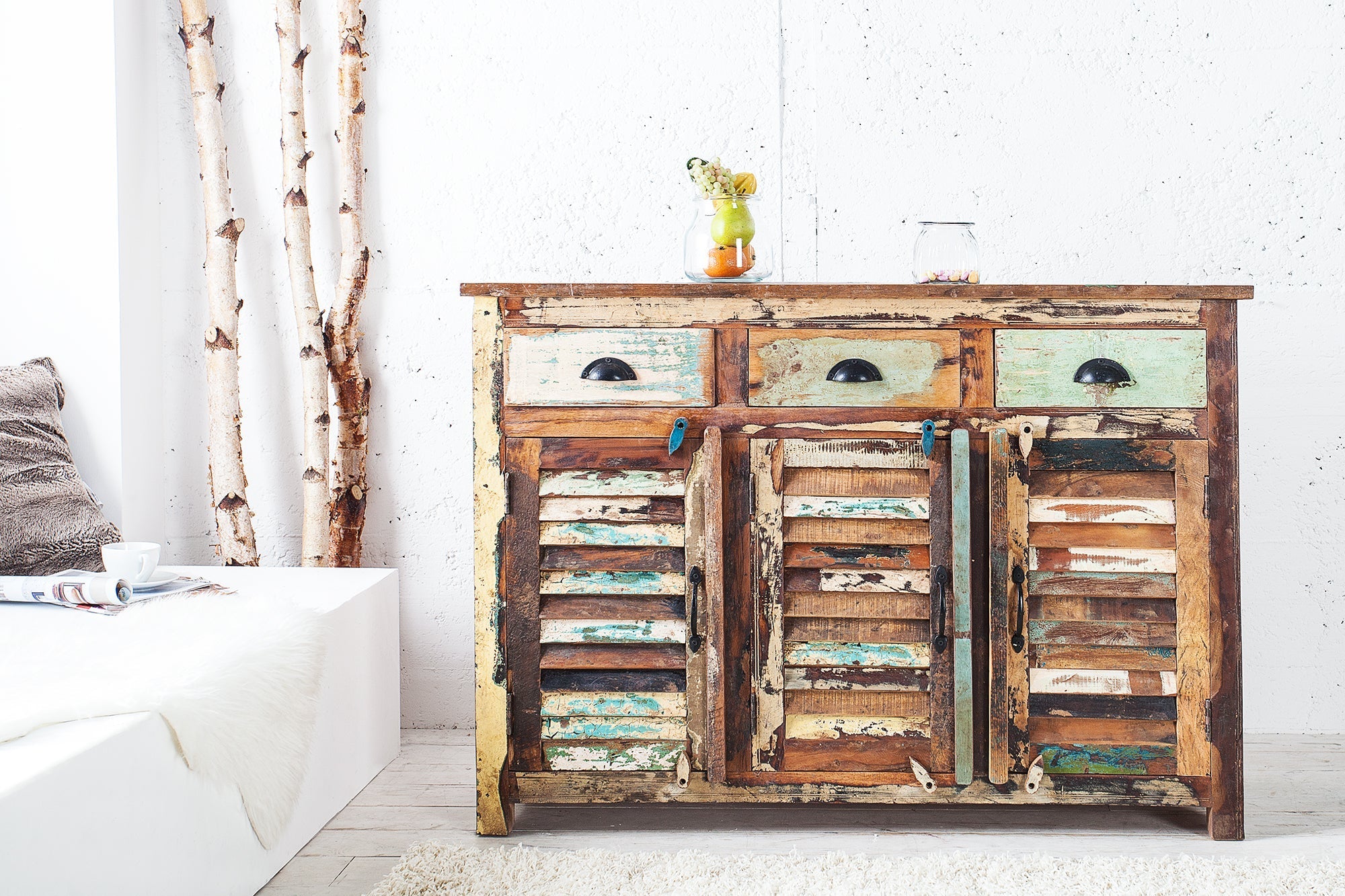 Buffet unique JAKARTA 125cm en bois massif recyclé provenant de bateaux de pêche