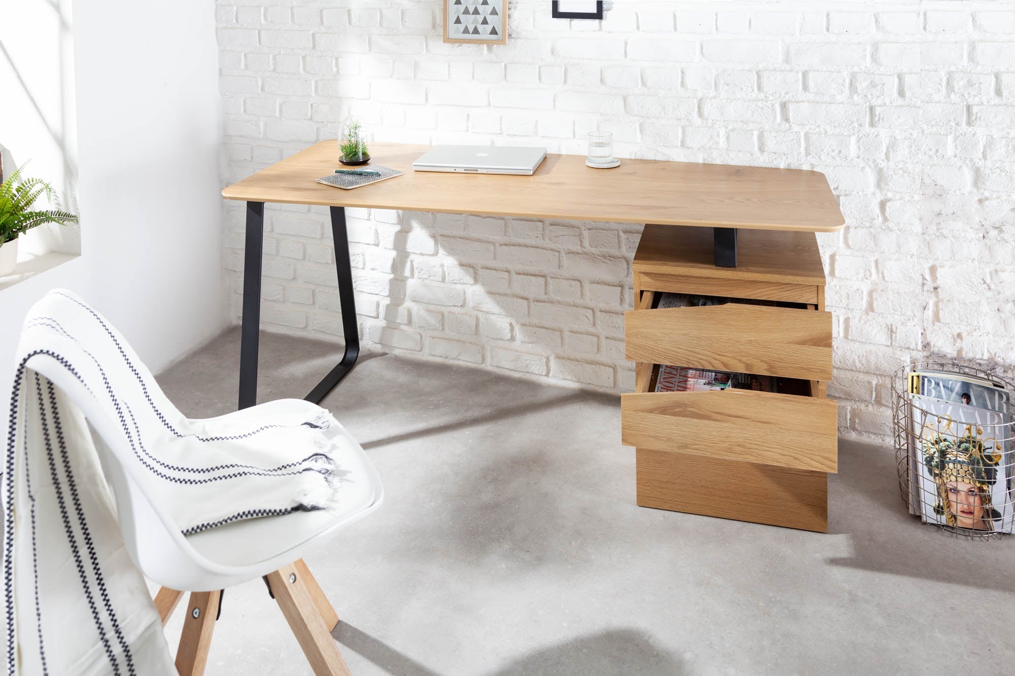 Bureau industriel STUDIO 160cm aspect chêne avec 3 tiroirs