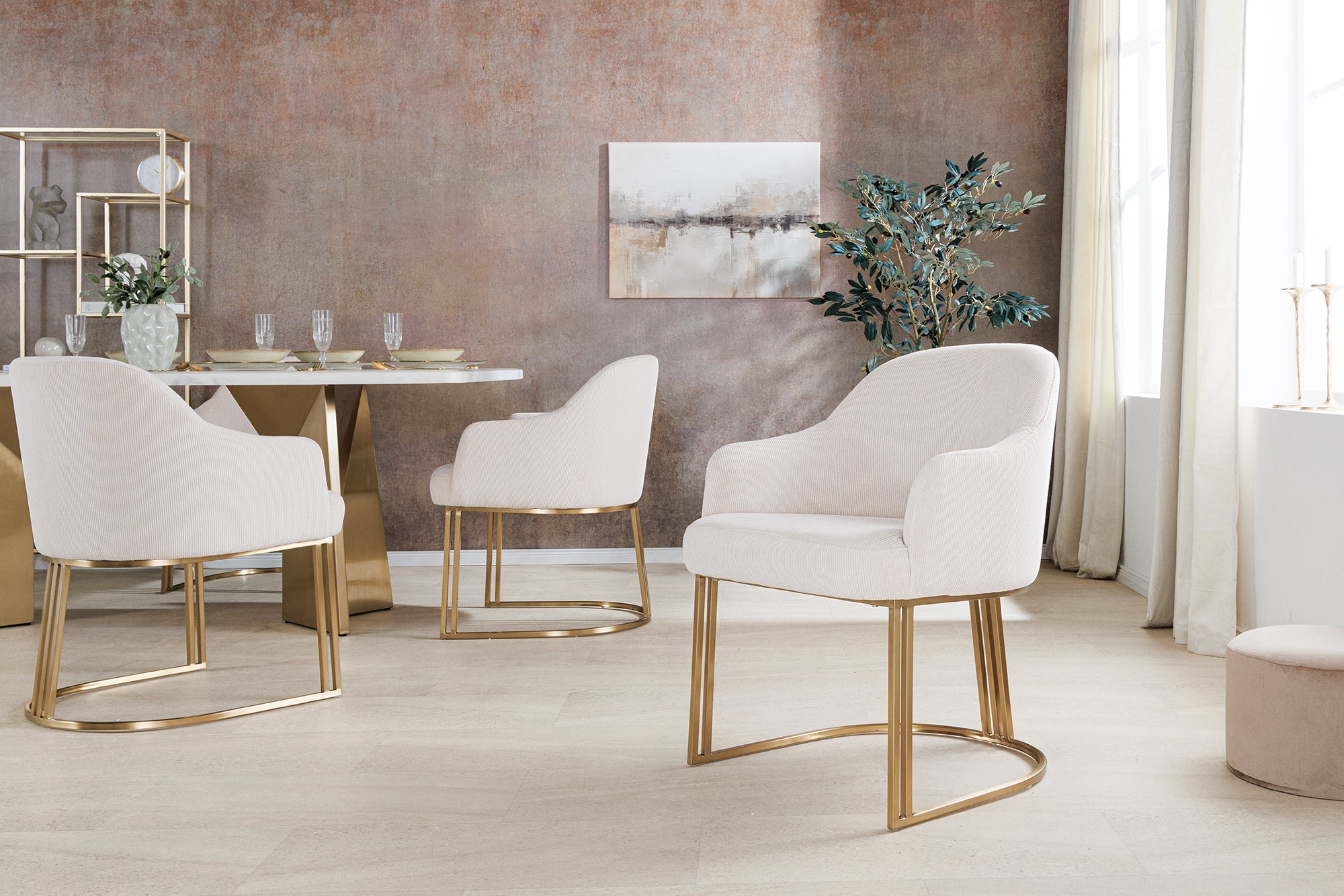 Lote de 2 sillas EXTRAVAGANCIA beige con reposabrazos, cordón de metal cepillado, oro champán