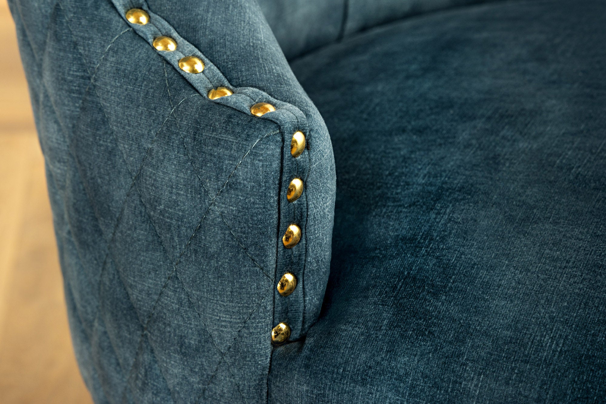 Lote de 2x sillas barrocas CASTLE DELUXE terciopelo azul acero inoxidable oro con cabeza de león Chesterfield