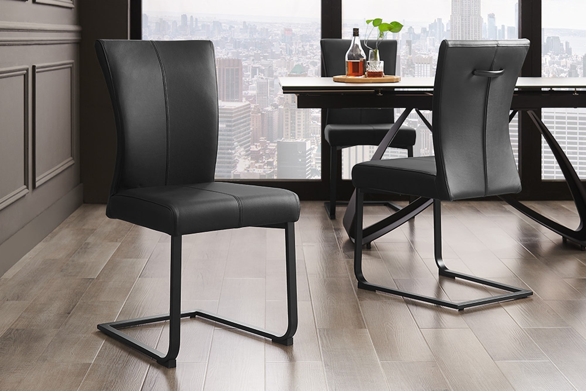 Lot de 2x chaises cantilever moderne SAMSON en cuir véritable noir avec cadre en métal et poignée confortable