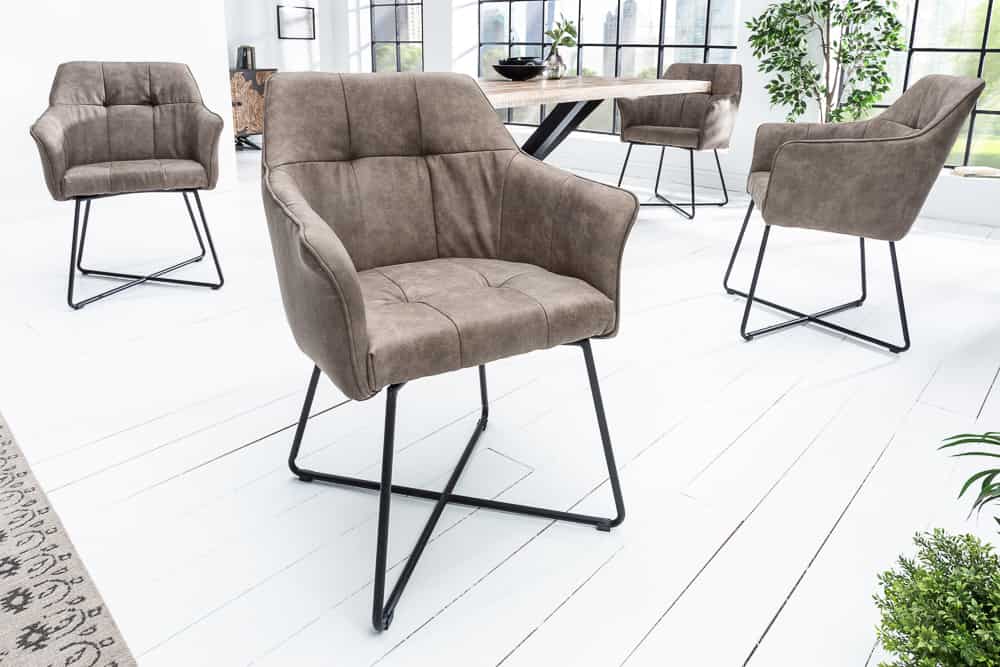 Lote de 2 exclusivas sillas de diseño LOFT de microfibra taupe vintage con reposabrazos