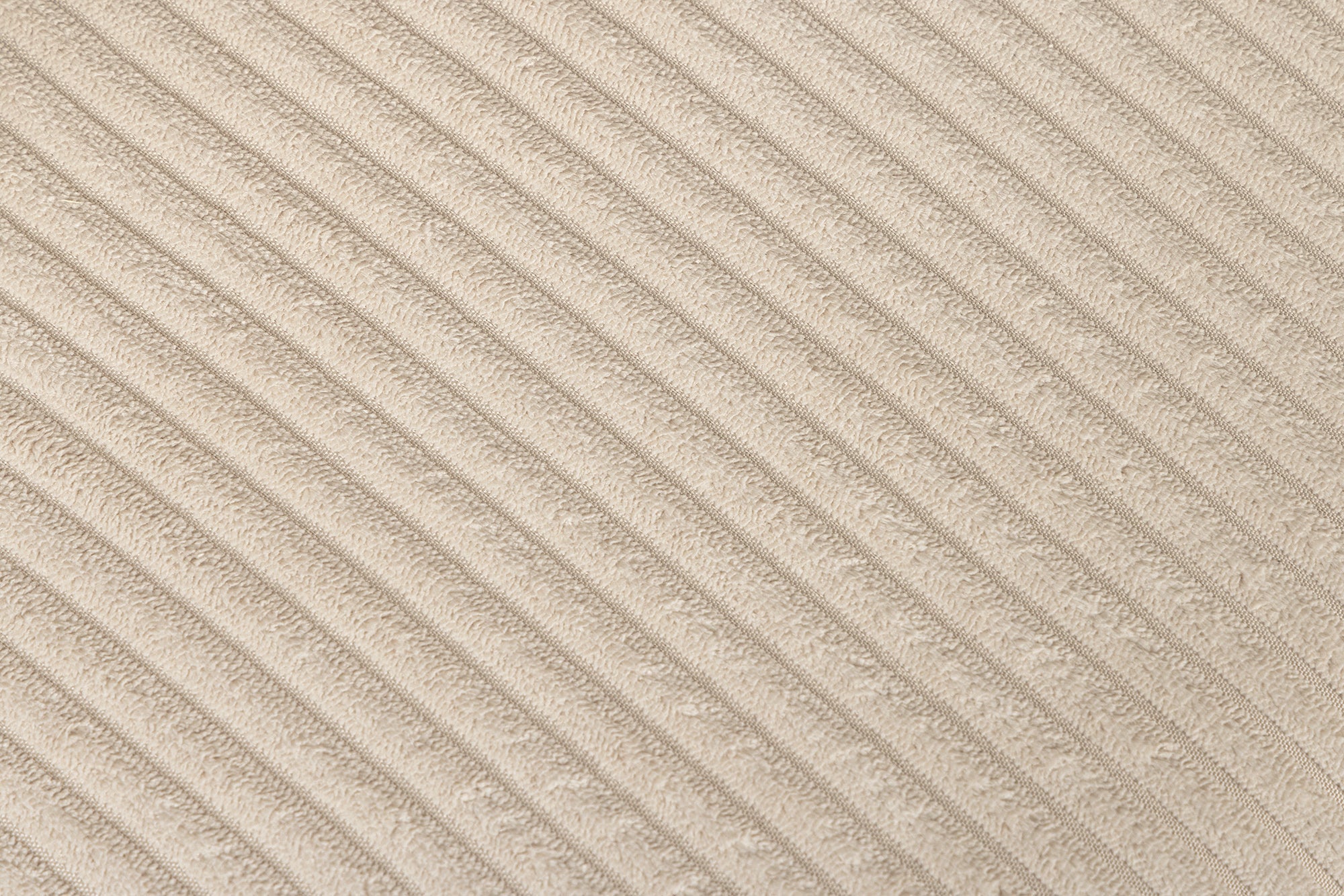 Lote de 2 sillas de pana beige de diseño LYON con patas de metal negro