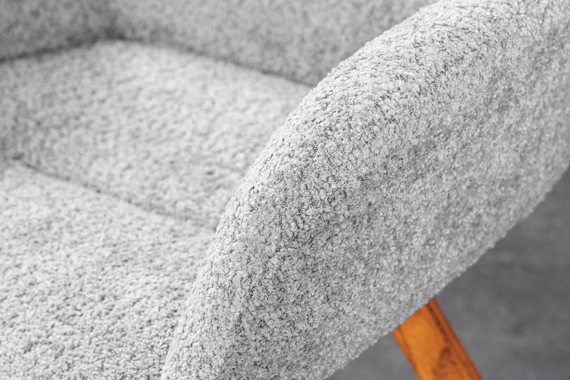 Lote de 2 sillas giratorias de diseño gris BALTIC con patas y reposabrazos de roble natural macizo
