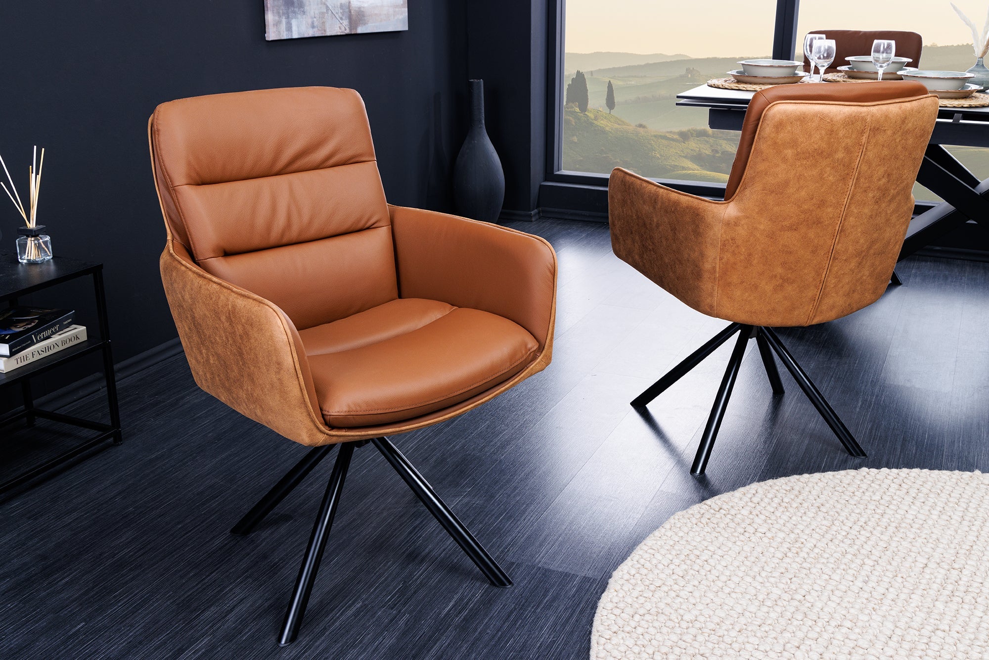BIG GEORGE sillón giratorio de diseño en auténtica piel de microfibra color coñac con reposabrazos retro