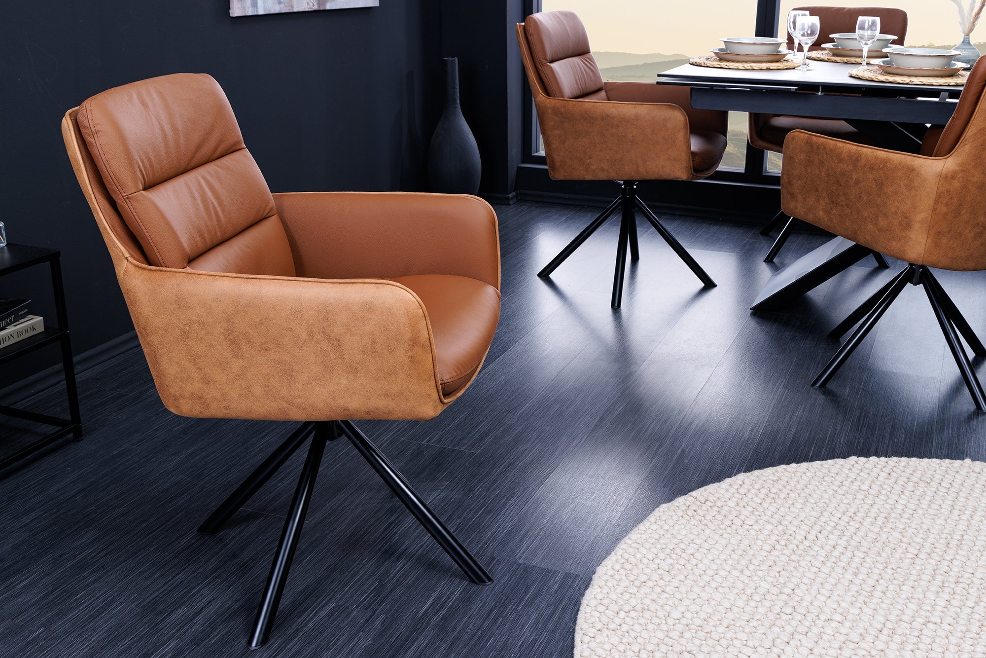 BIG GEORGE sillón giratorio de diseño en auténtica piel de microfibra color coñac con reposabrazos retro