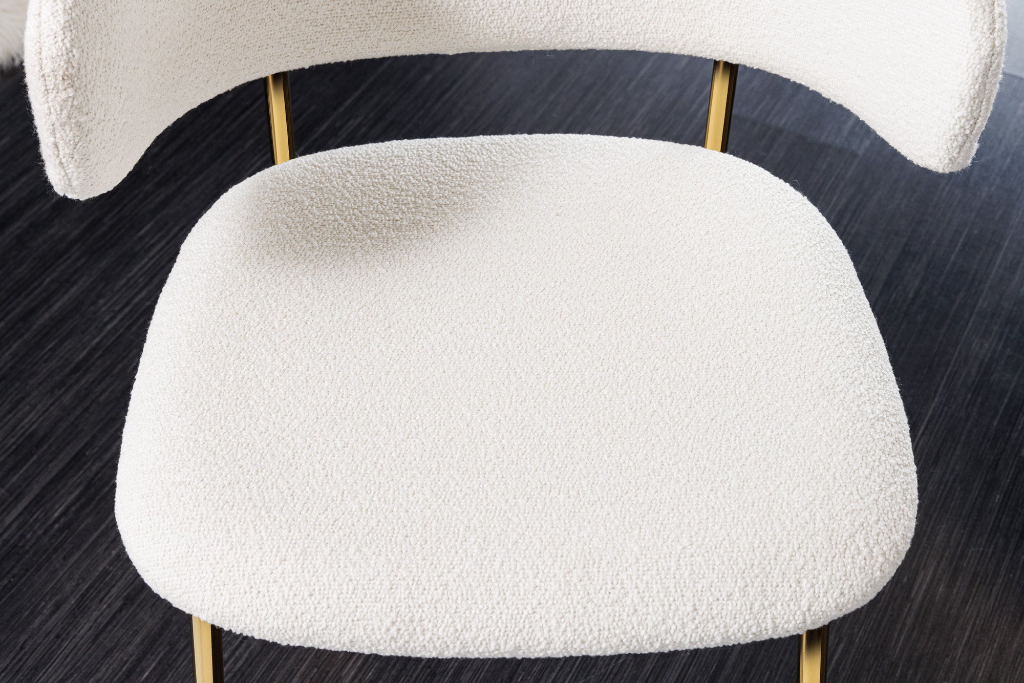 Lot de 2x chaises design VOGUE blanc Bouclé pieds métal doré