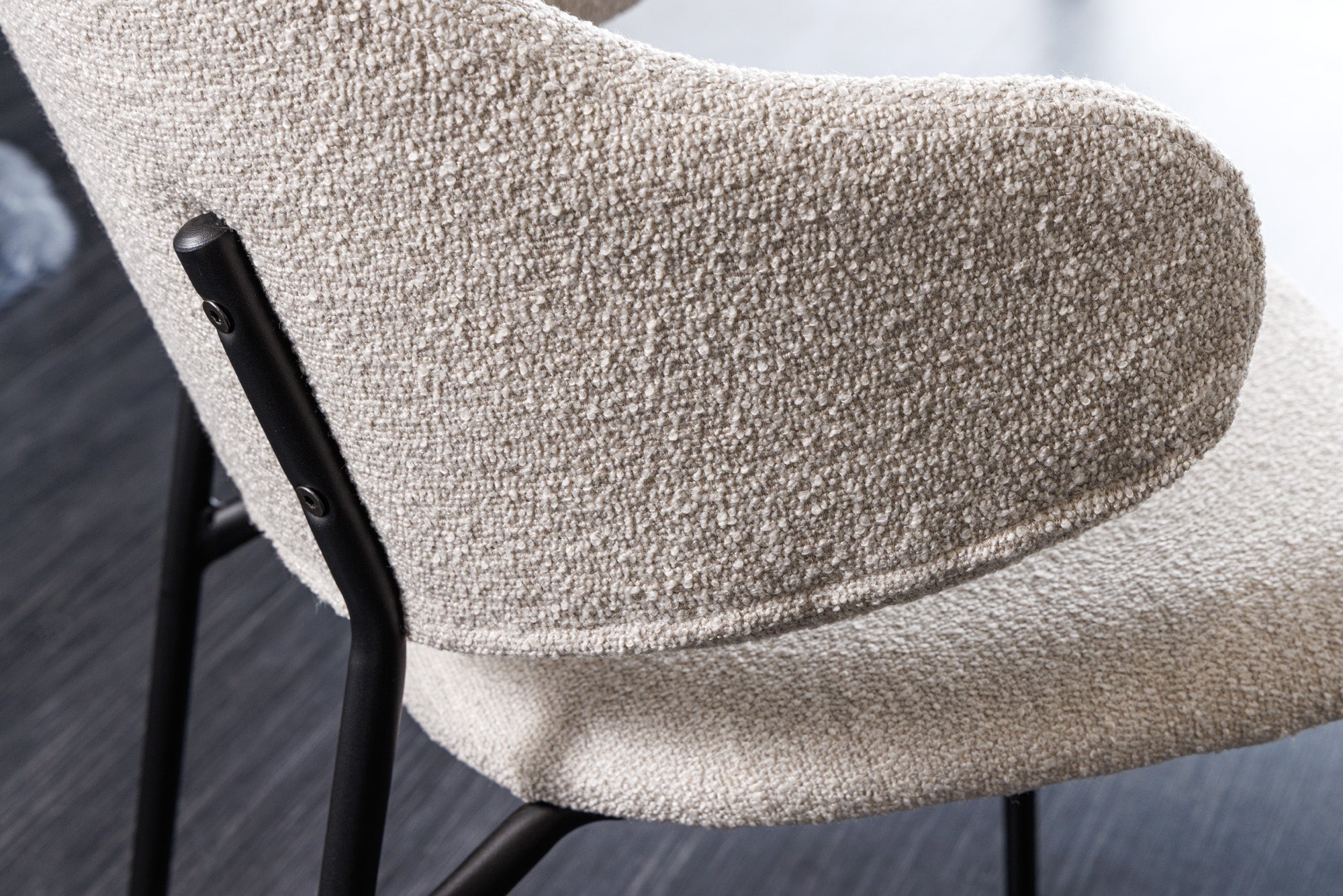 Lot de 2x chaises design VOGUE grège Bouclé pieds métal noir