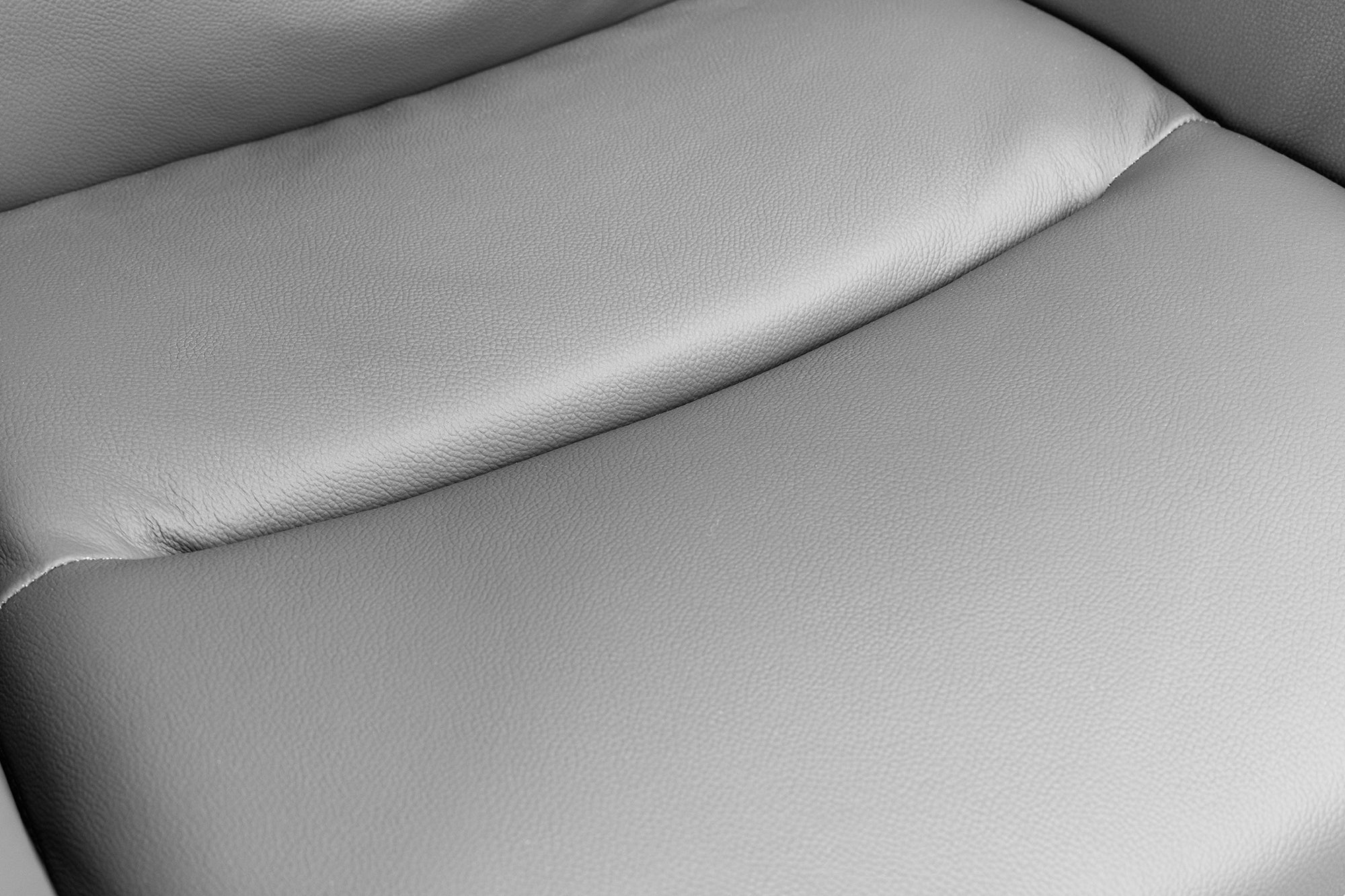 BIG GEORGE sillón giratorio de piel microfibra color topo con reposabrazos retro