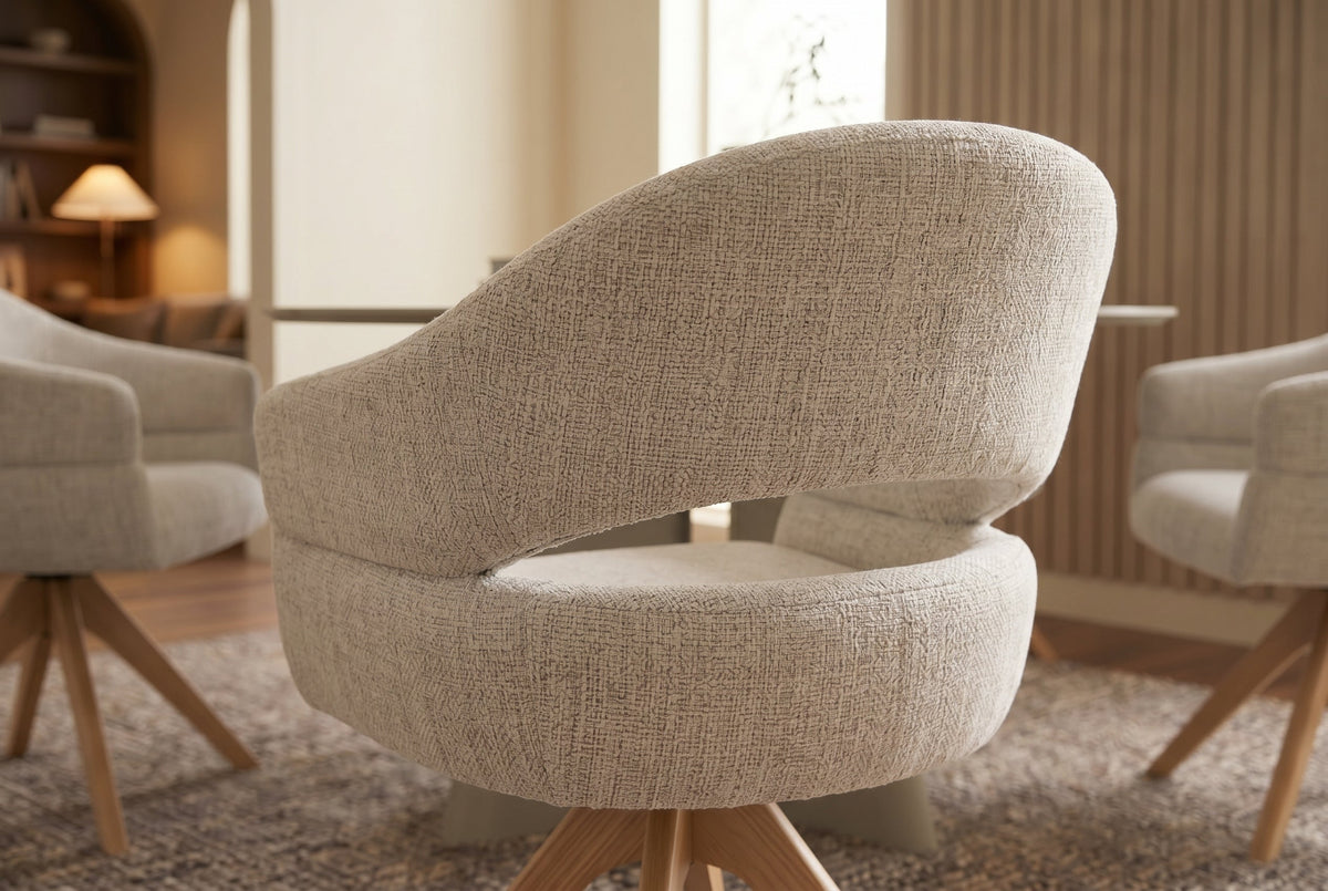 Chaise pivotante ORGANIKO beige tissu chenille piètement en bois de chêne avec accoudoir