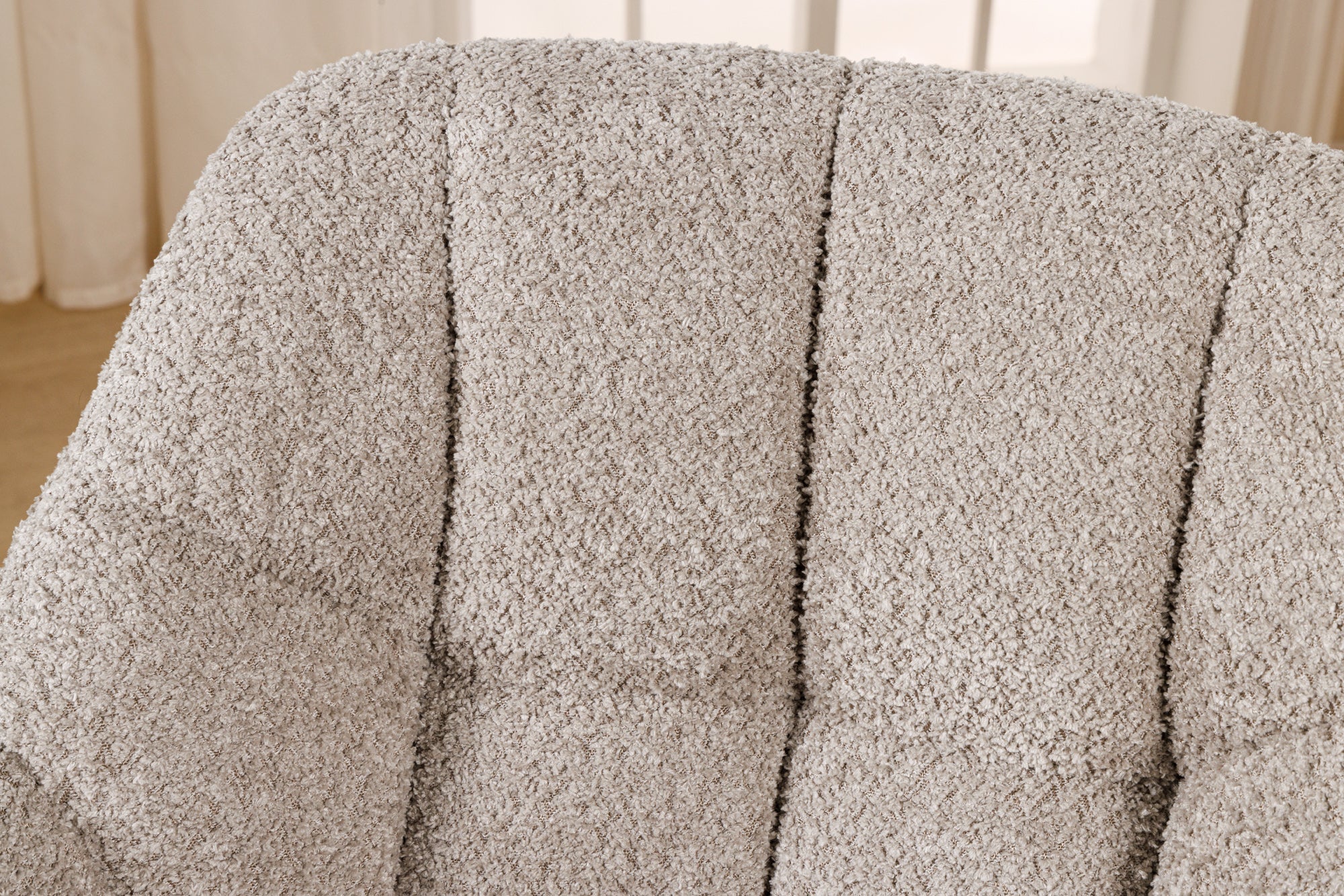 Lote de 2 sillas giratorias PAPILLON beige con reposabrazos, estructura de metal negro