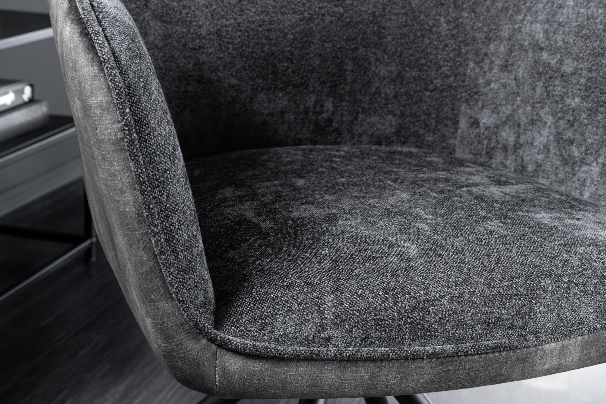 Lote de 2 sillas giratorias VERONA de tela con textura de terciopelo gris oscuro y brazos y patas de metal negro