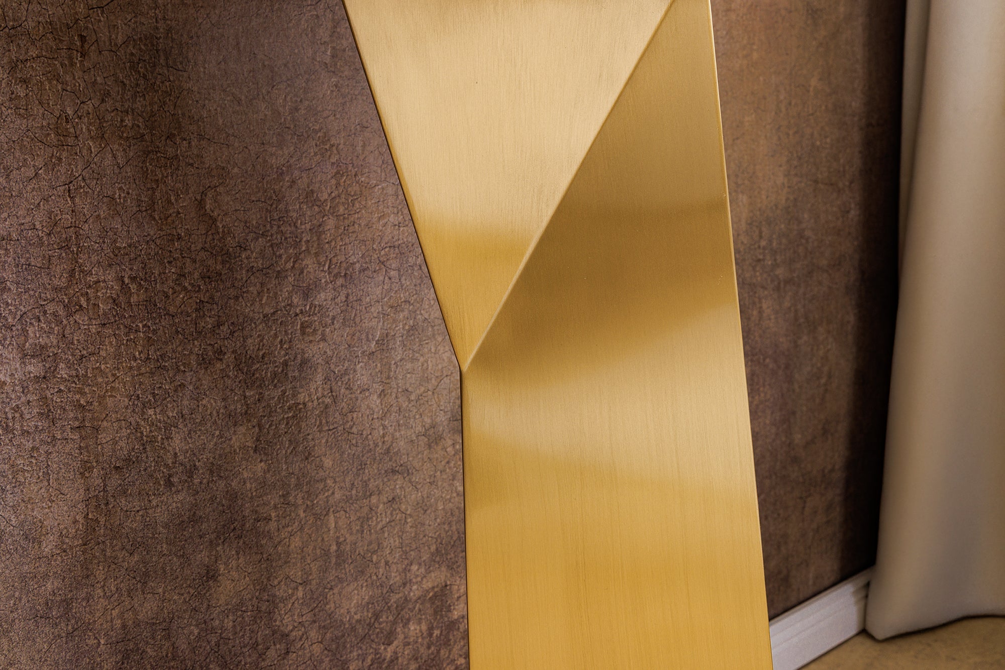 Consola de diseño EXTRAVAGANCIA 140cm mármol blanco metal oro champán cepillado