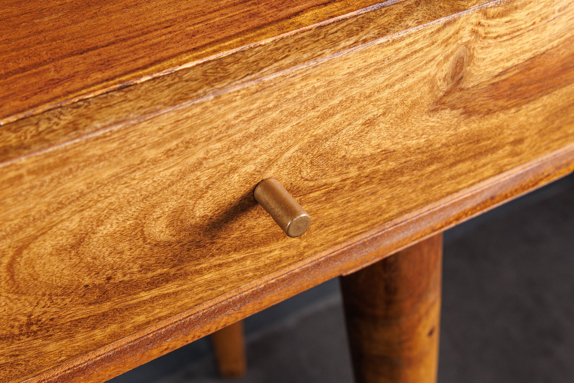 Consola de madera maciza BEAUTY BY NATURE 110 cm acabado piedra Sheesham marrón
