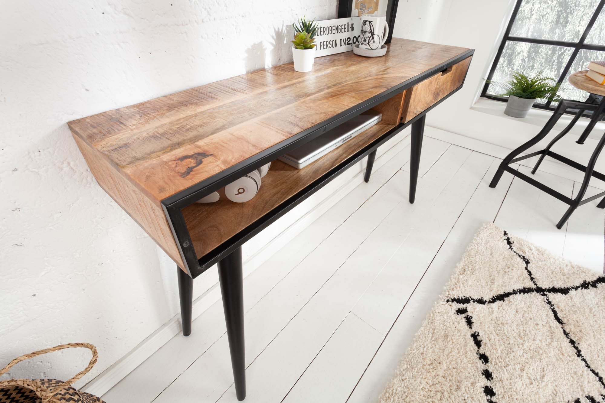INDUSTRIAL Consola industrial de madera de mango de 120 cm con patas negras