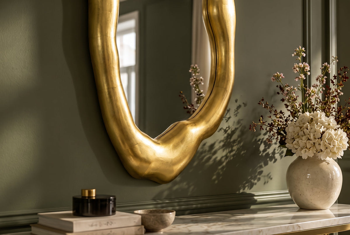 Design Wandspiegel AURA 95cm gold organische Form variabel aufhängbar