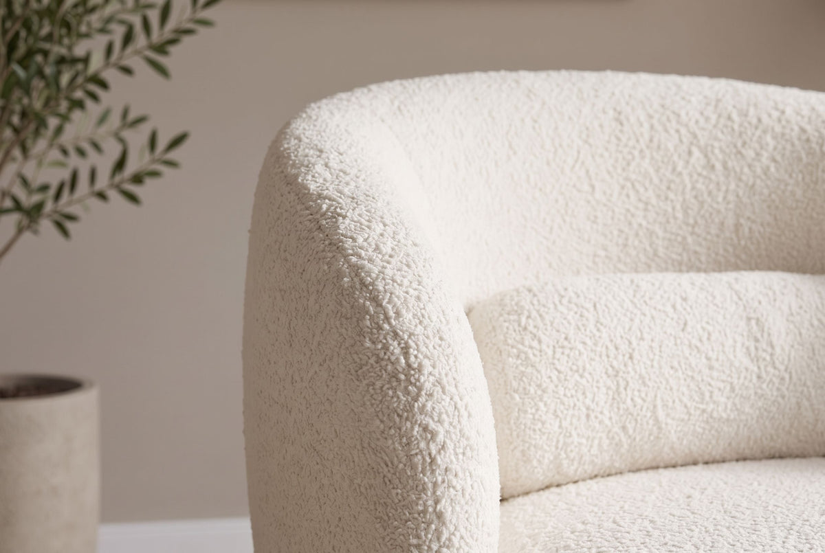 Fauteuil design rotatif BOSSA NOVA beige Bouclé
