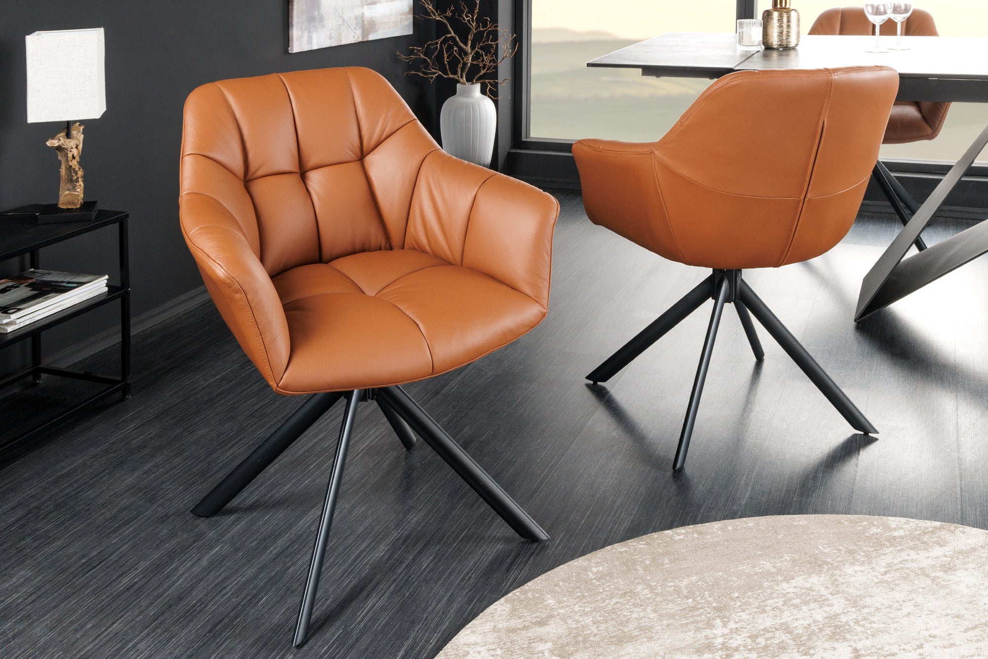 mariposa-silla giratoria-en-genuino-piel-cognac-con-apoyabrazos,-estructura-negro_44596 (inv)
