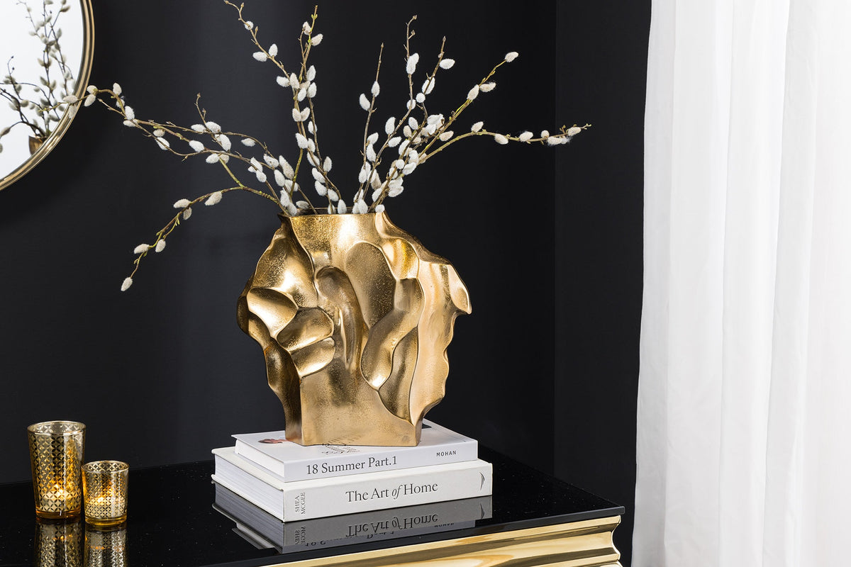 Handgefertigte Vase LIQUID 25cm gold Metall Hammerschlag Design
