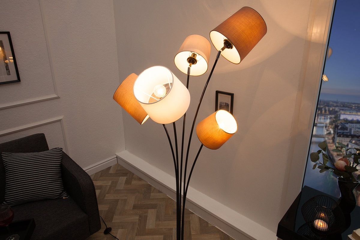 Lampadaire design LEVELS 176cm blanc beige marron avec 5 abat-jour en lin
