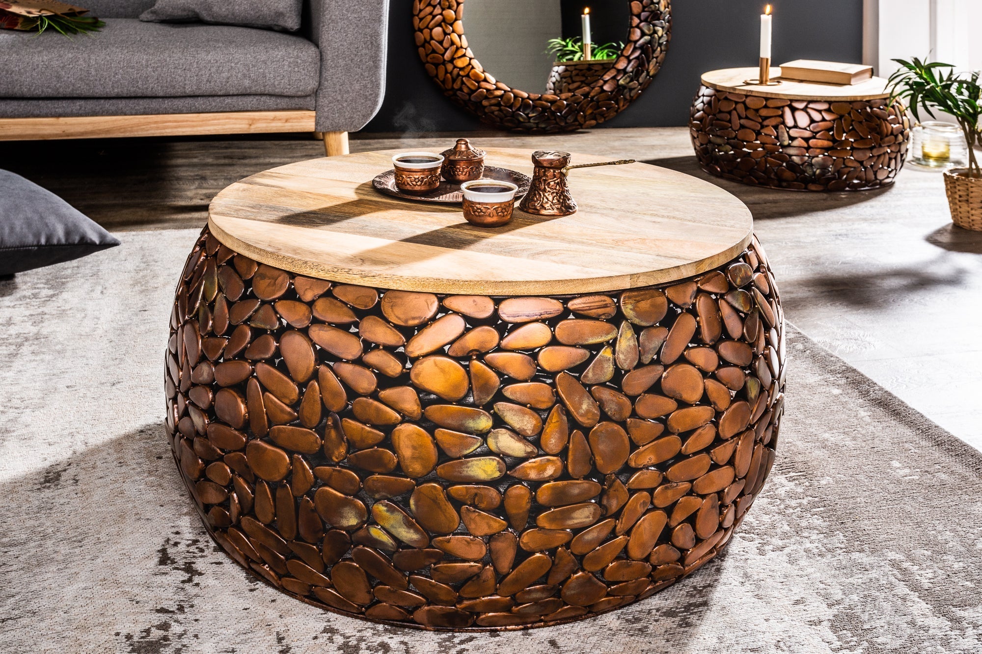 Lot de 2 tables basses rondes STONE MOSAIC 65cm cuivre manguier bois métal mosaïque design fait main