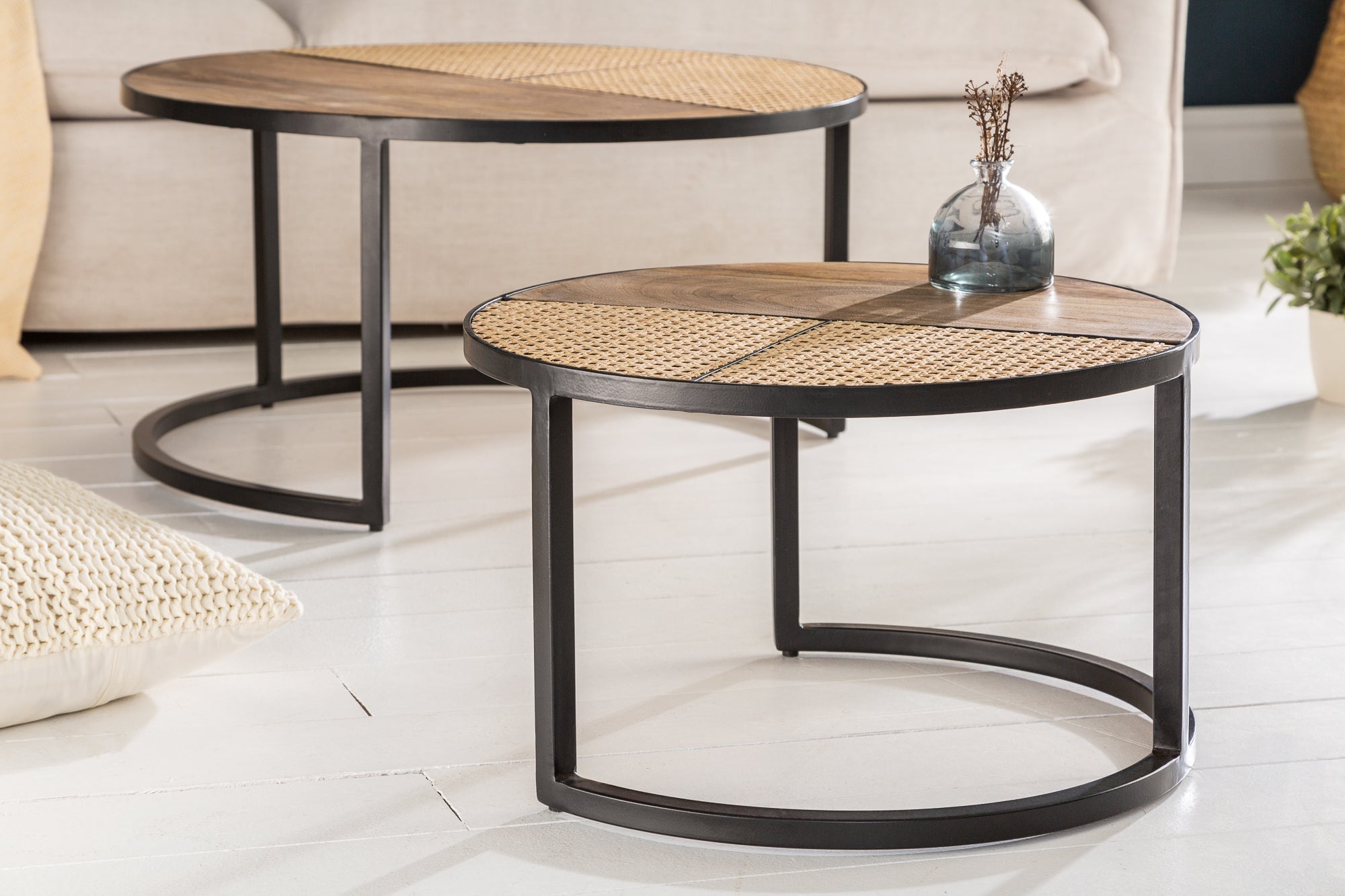 Lot de 2 tables basses VIENNA LOUNGE 70cm rondes en manguier massif tissage viennois métal noir