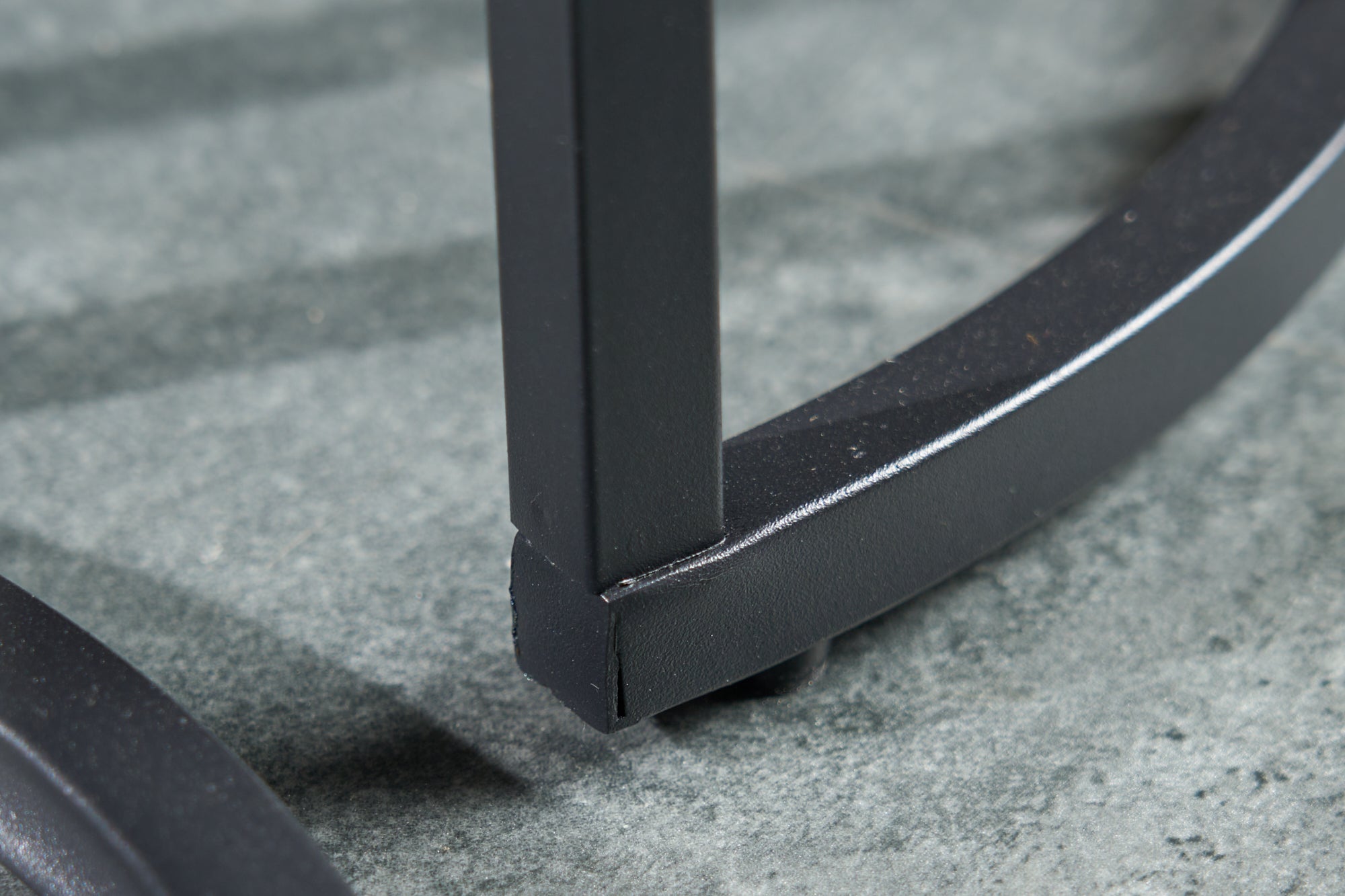 Lote de 2 mesas auxiliares ELEGANCE 45cm de mármol negro con estructura redonda de metal