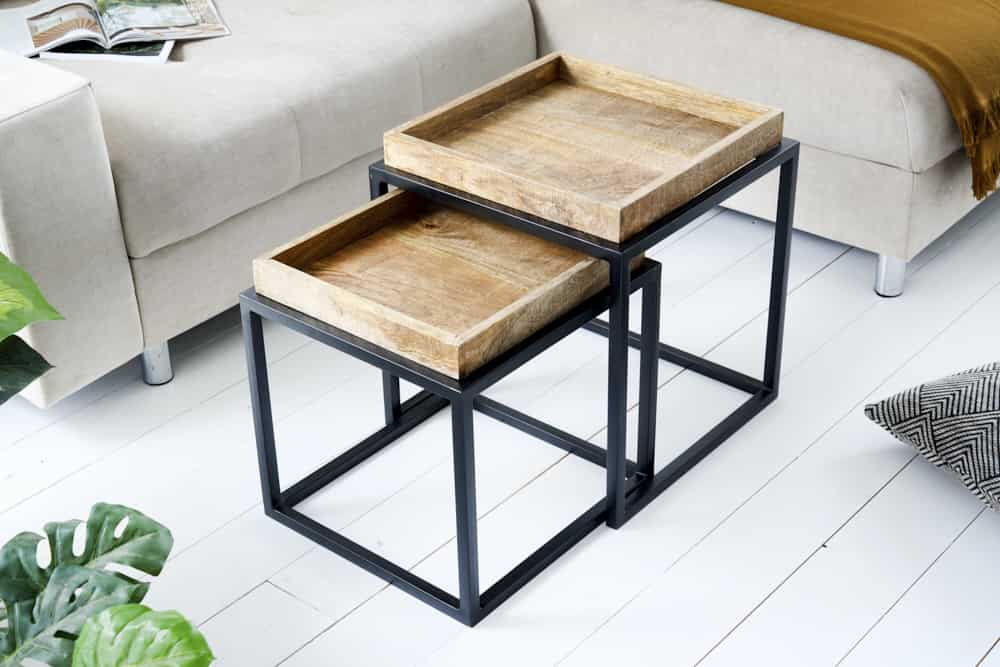 lot-de-2-tables-dappoint-serviteur-50cm-bois-de-manguier-naturel-structure-metal-noir-tables-basses-solides_42575 (inv)