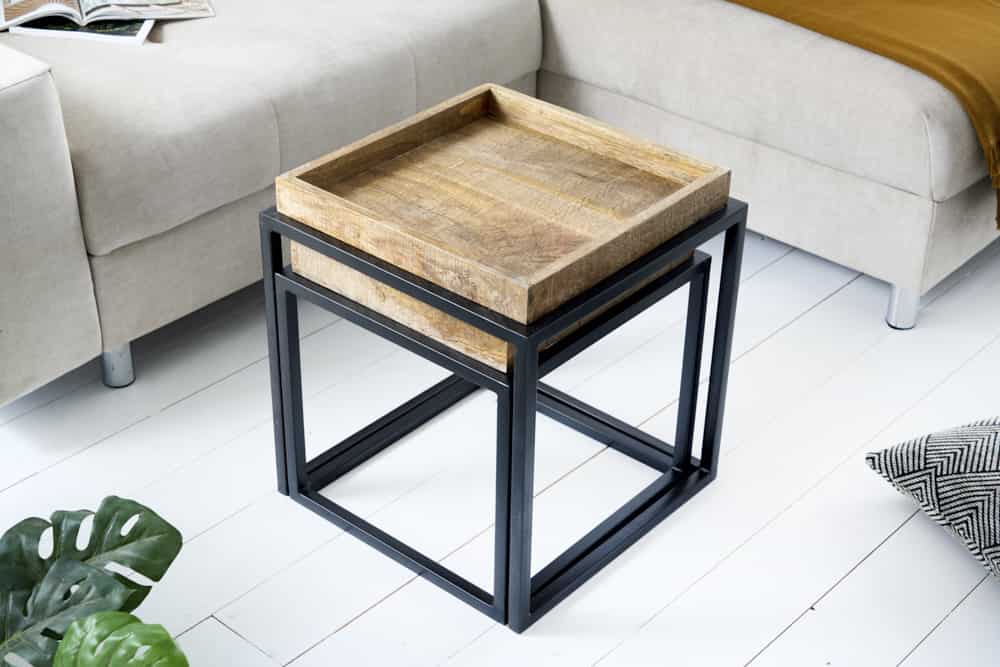 Lote de 2 mesas auxiliares SERVITEUR 50cm madera de mango natural marco de metal negro mesas de centro macizas