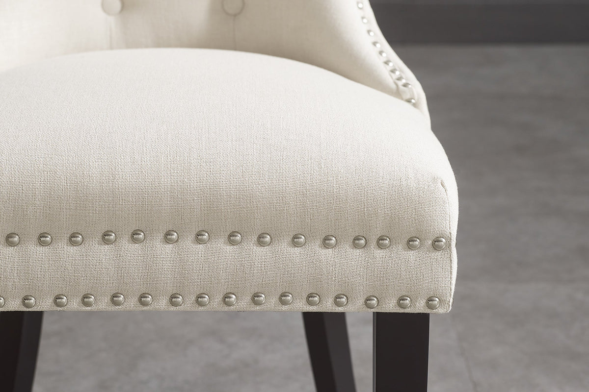 Lot de 2x Chaise Chesterfield CASTLE beige lin bois massif rivets décoratifs avec poignée de confort