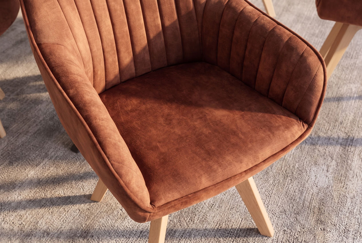 Lot de 2x Chaise design pivotante LIVORNO velours brun rouille pieds en bois de hêtre avec accoudoirs