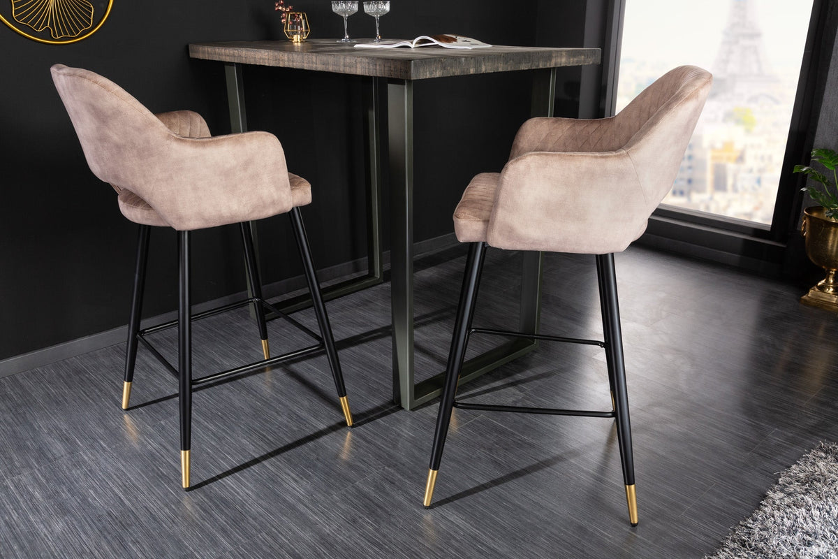 Lot de 2x Tabouret de bar design PARIS velours greige avec dossier métal noir et or matelassage décoratif