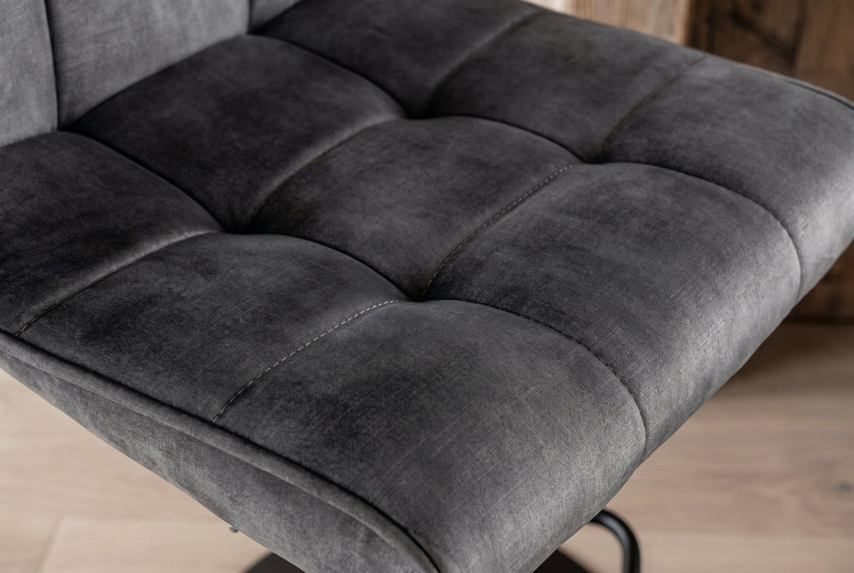 Lot de 2x Tabouret de bar réglable en hauteur MODENA gris velours métal noir pivotant