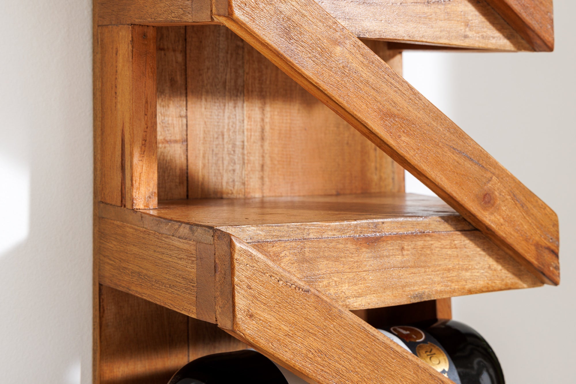 Massives Weinregal MAKASSAR 80cm recyceltes Teakholz für 5 Flaschen Wandregal